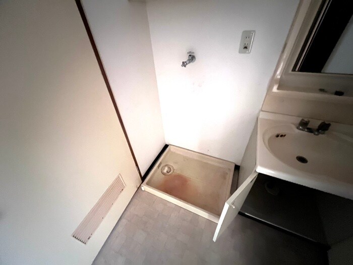 鶴第二マンションの物件内観写真