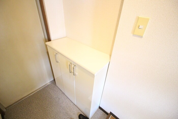 鶴第二マンションの物件内観写真