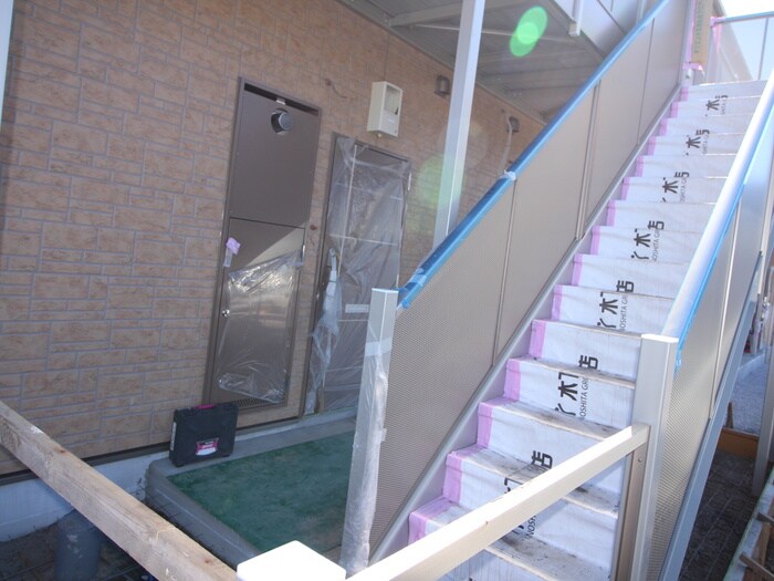 ハイハーバーの物件外観写真