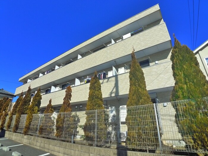 ストリームの物件外観写真