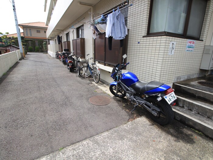 ヒルコーポ星野の物件外観写真