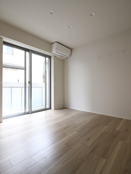 サンタナ厚木の物件内観写真