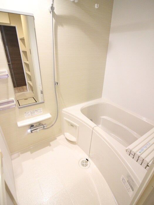 サンタナ厚木の物件内観写真