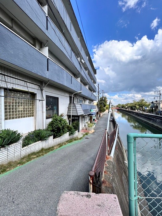 シャト－鴻ノ台の物件外観写真