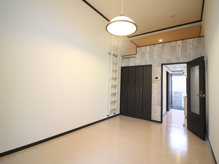 ラファエロの物件内観写真