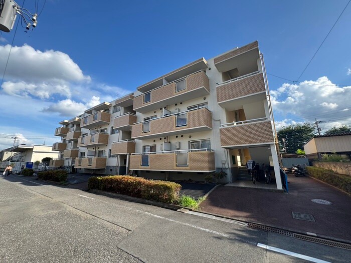 ガ－デンハイツ滝山Ｂ棟の物件外観写真