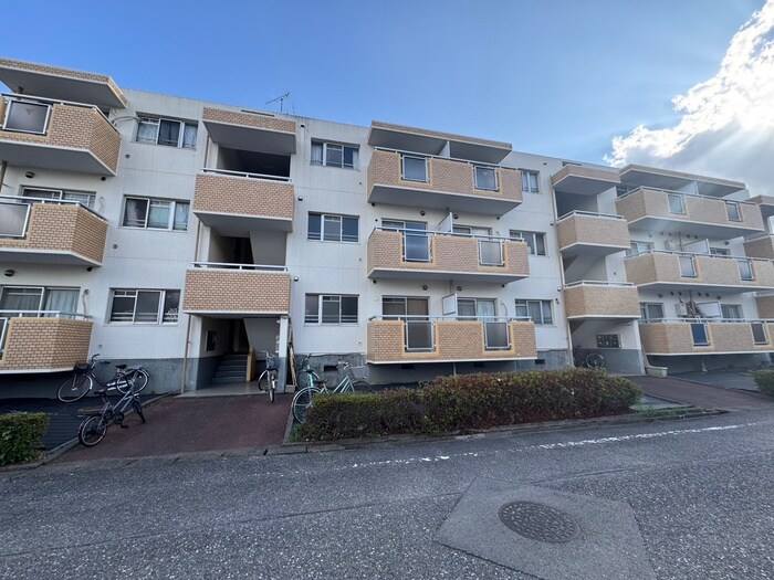 ガ－デンハイツ滝山Ｂ棟の物件外観写真