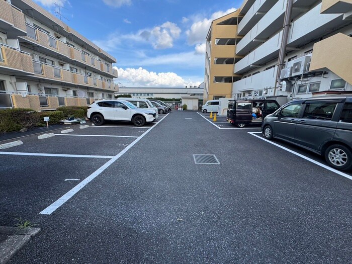 ガ－デンハイツ滝山Ｂ棟の物件外観写真