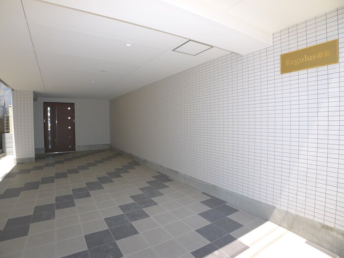 Ｒｅｇｕｌｕｓ幕張の物件外観写真