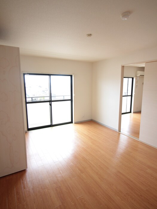 シルクドミールの物件内観写真