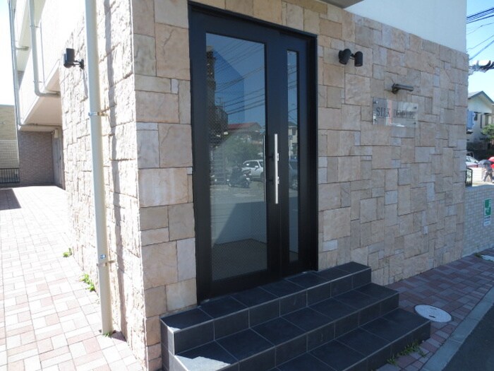 シルクドミールの物件外観写真