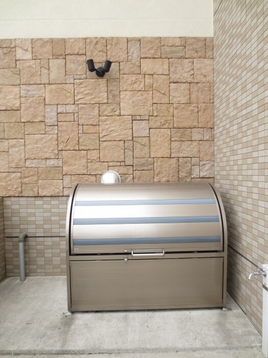 シルクドミールの物件外観写真