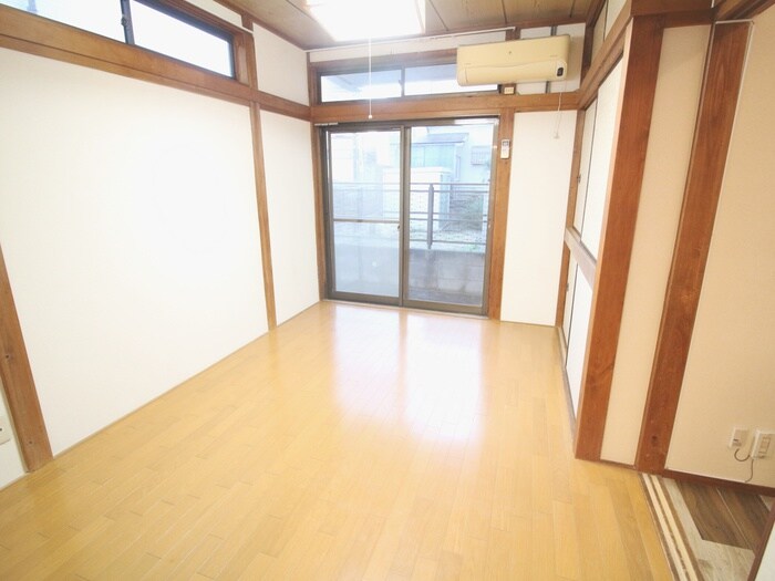 北国分テラスハウスの物件内観写真