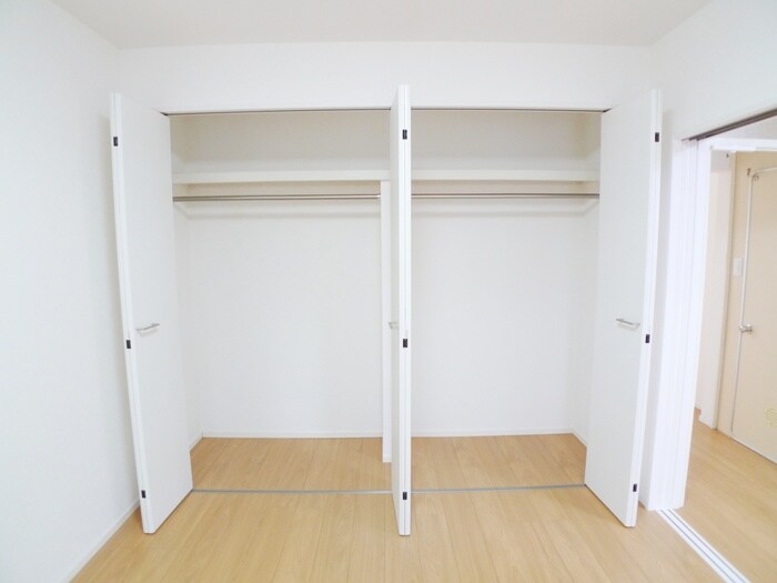 みどり野マンションＤ（104）の物件内観写真