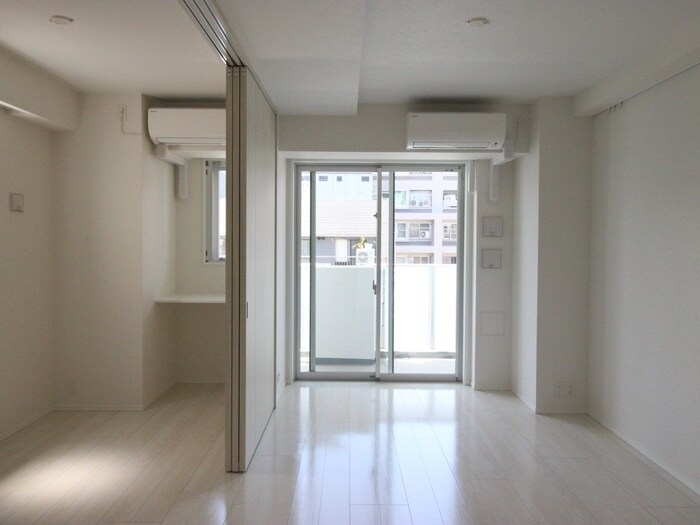リバーレ麻布十番の物件内観写真