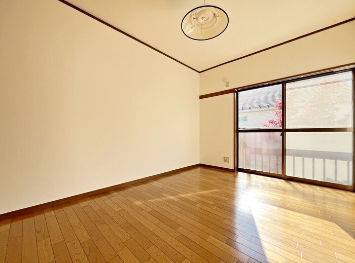 ベルメゾン宮前の物件内観写真