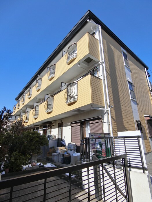 ジュネス５の物件外観写真