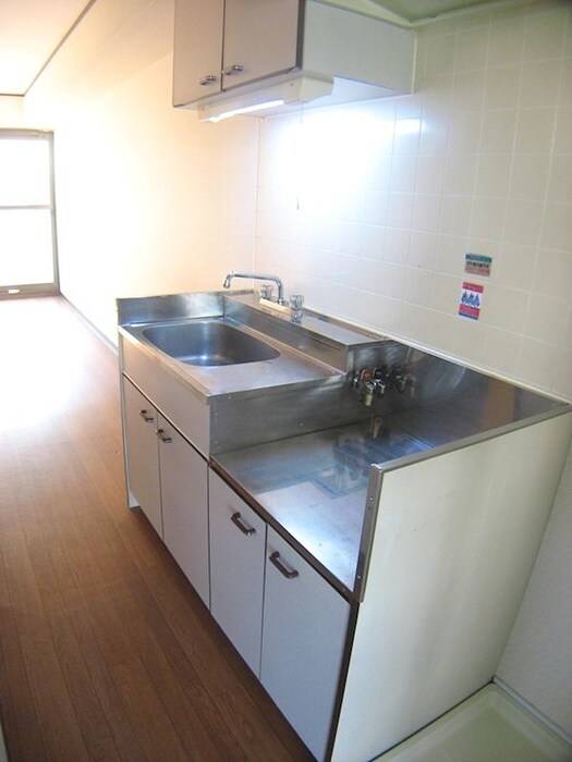 ジュネス５の物件内観写真