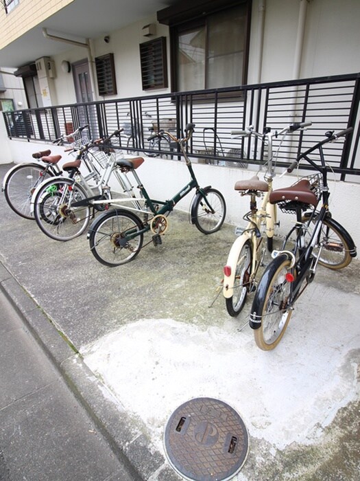 ジュネス５の物件外観写真