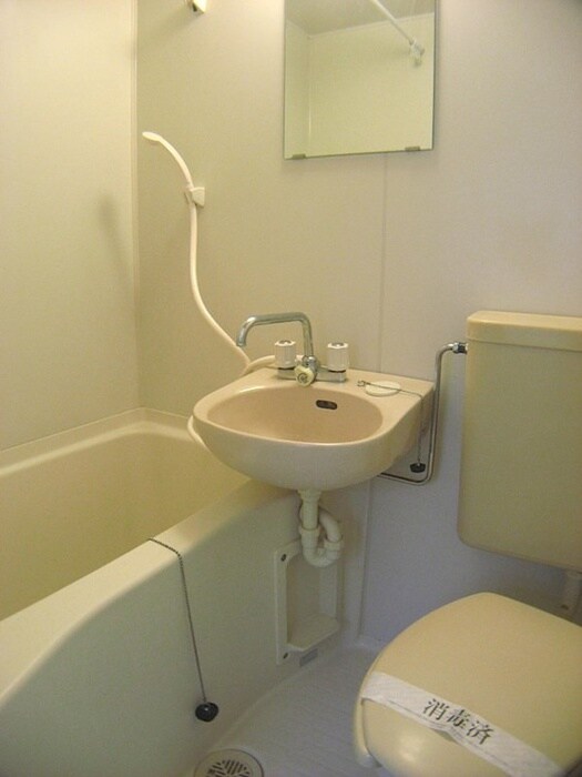 ジュネス５の物件内観写真