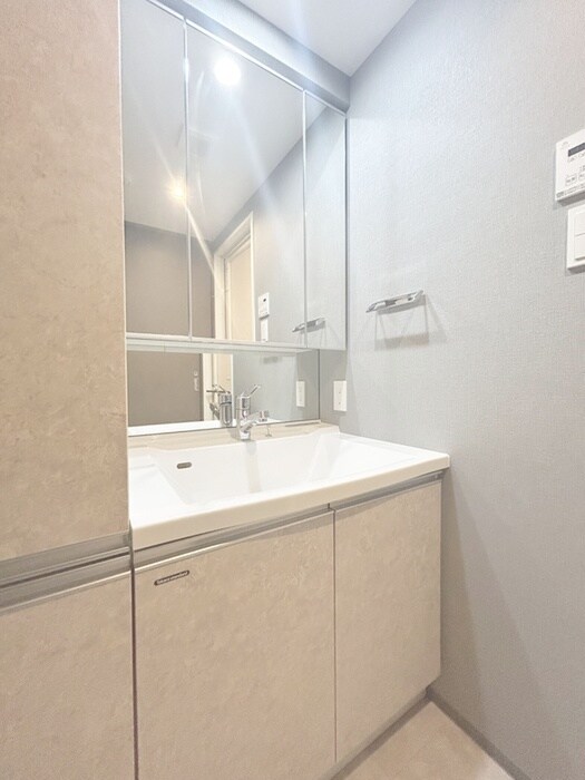 アーバンパーク綾瀬ＷＥＳＴの物件内観写真