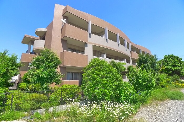 サンシャインＶの物件外観写真