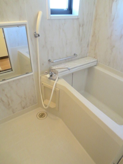 コ－トヒルズの物件内観写真