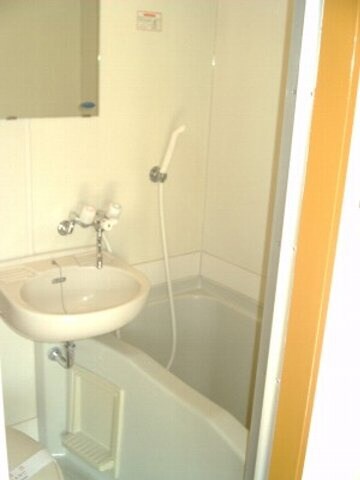 ロジマン菊川の物件内観写真