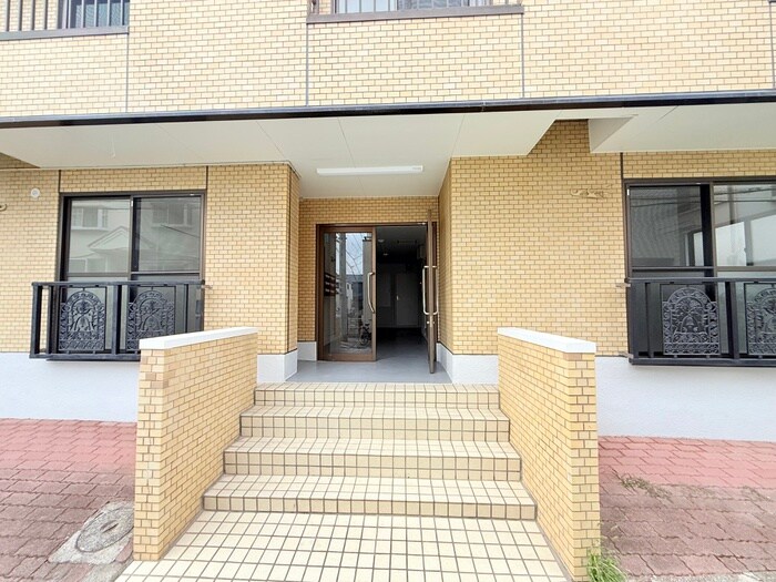 伊藤ハイツの物件外観写真