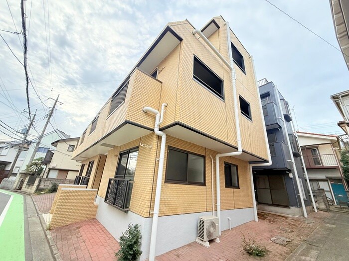 伊藤ハイツの物件外観写真