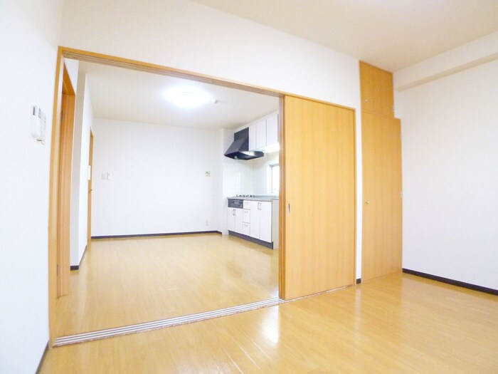 大島レジデンス北小金の物件内観写真