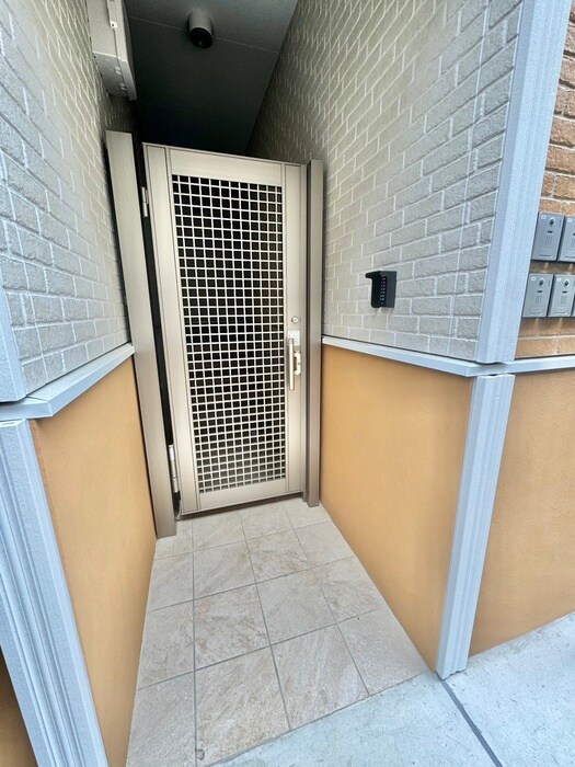 ラ・メゾンデュボヌール新大塚の物件外観写真