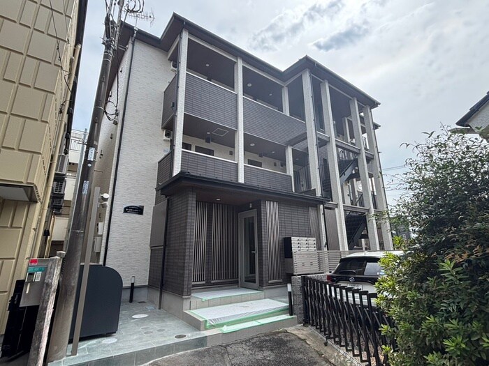 ラージフィールドⅡの物件外観写真