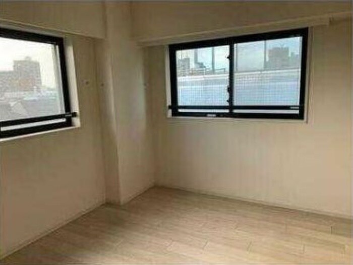 ステラメゾン三軒茶屋の物件内観写真