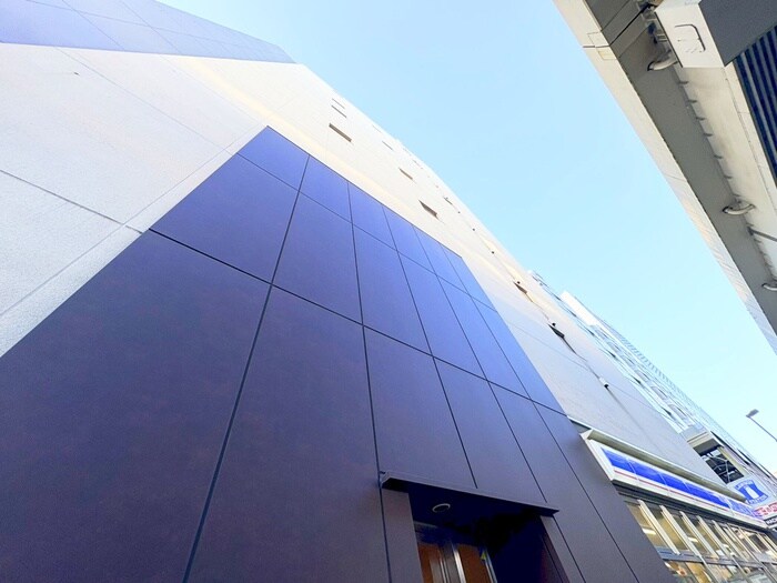 ステラメゾン三軒茶屋の物件外観写真