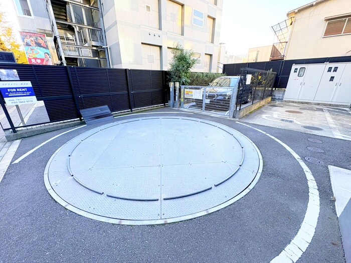 ステラメゾン三軒茶屋の物件外観写真