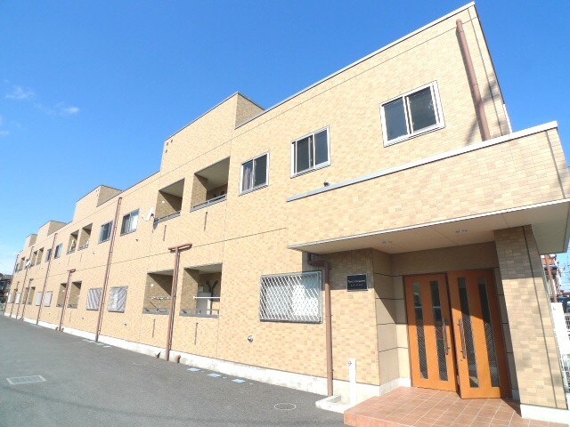 ピュアクレセントの物件外観写真