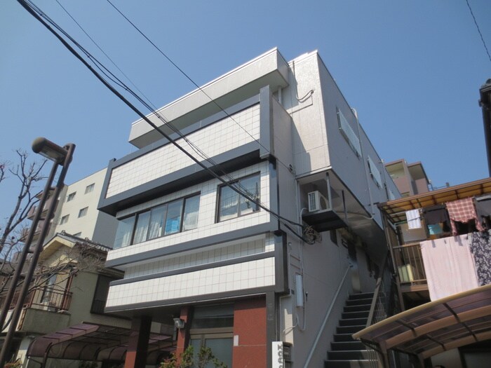 プラトウハウスの物件外観写真