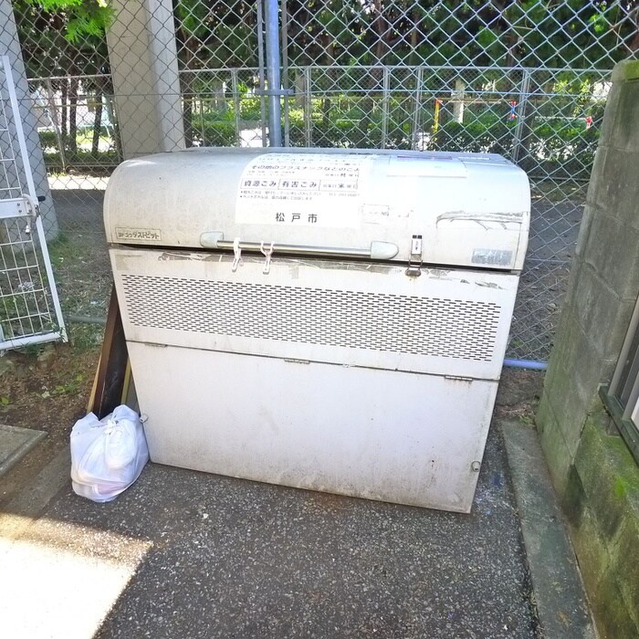 ホワイトヒルズの物件外観写真