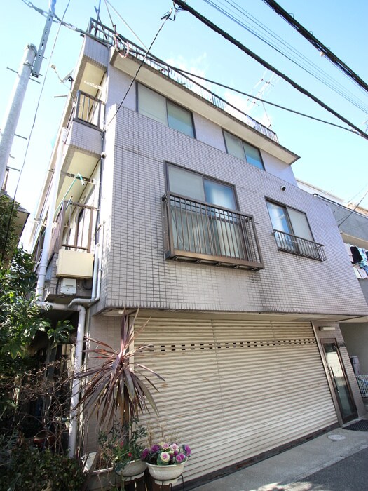 ＣＯＲＰＯ　彩の物件外観写真