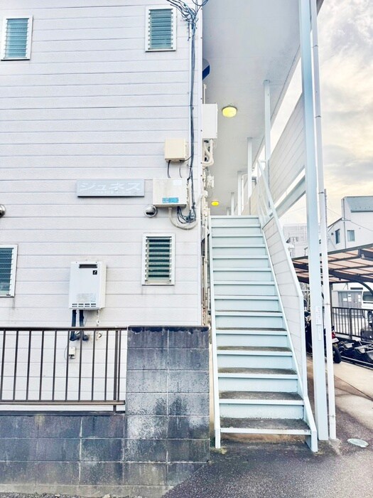 ジュネスの物件外観写真