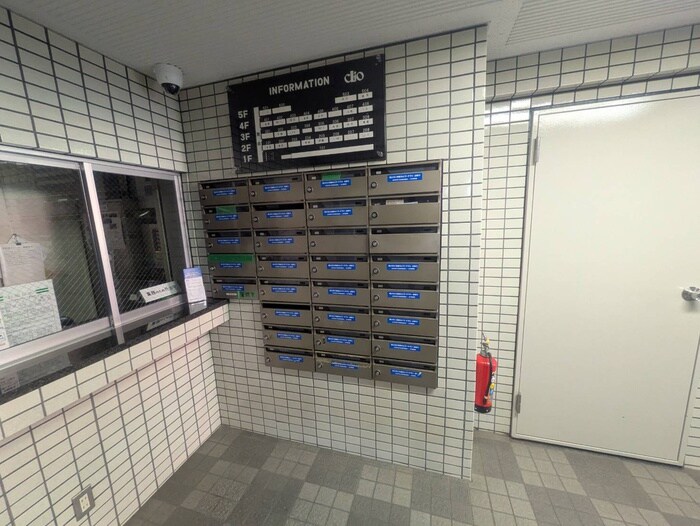 クリオ六浦壱番館（301）の物件外観写真