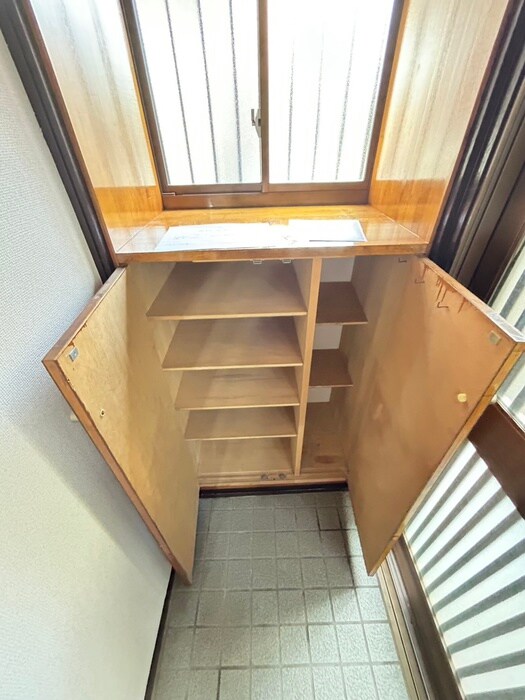 和泉が丘貸家の物件内観写真