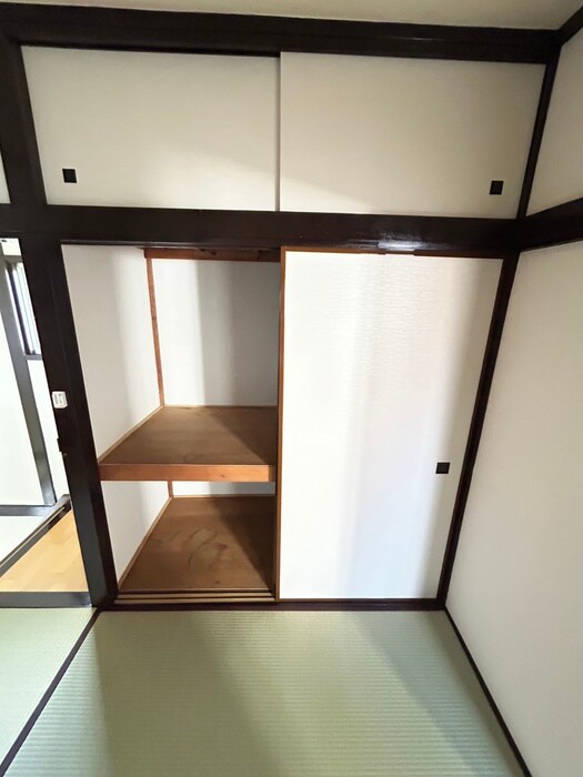 和泉が丘貸家の物件内観写真