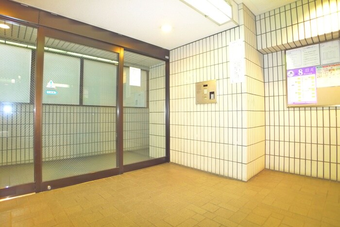 ウィン船橋の物件外観写真