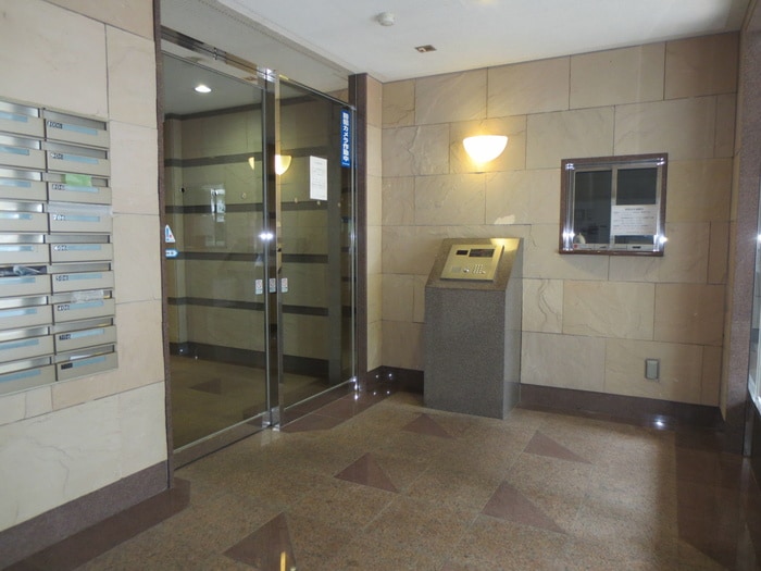 クレアシオン六本木(706)の物件外観写真