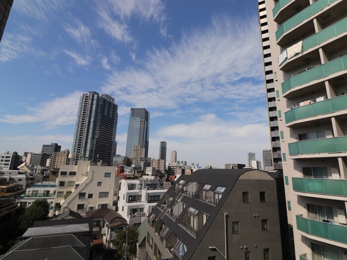 クレアシオン六本木(706)の物件内観写真