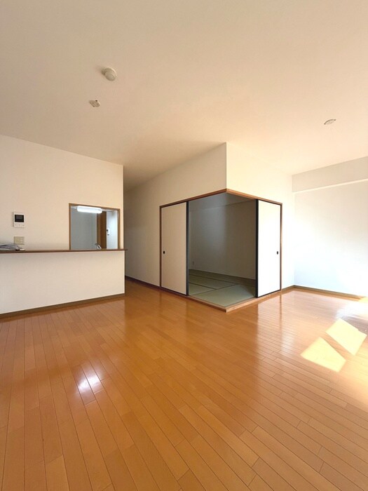 サンプレミ－ル浦和の物件内観写真