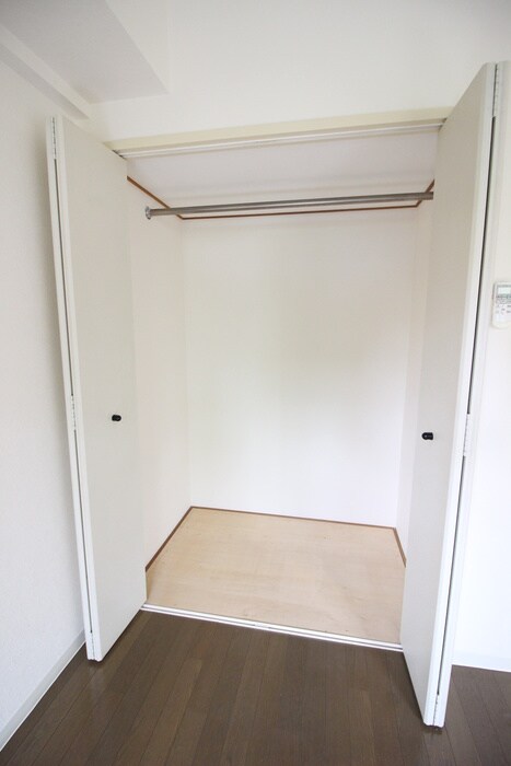 ピアレジアオヤマVの物件内観写真