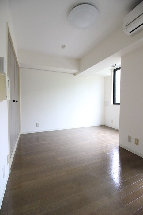 ピアレジアオヤマVの物件内観写真